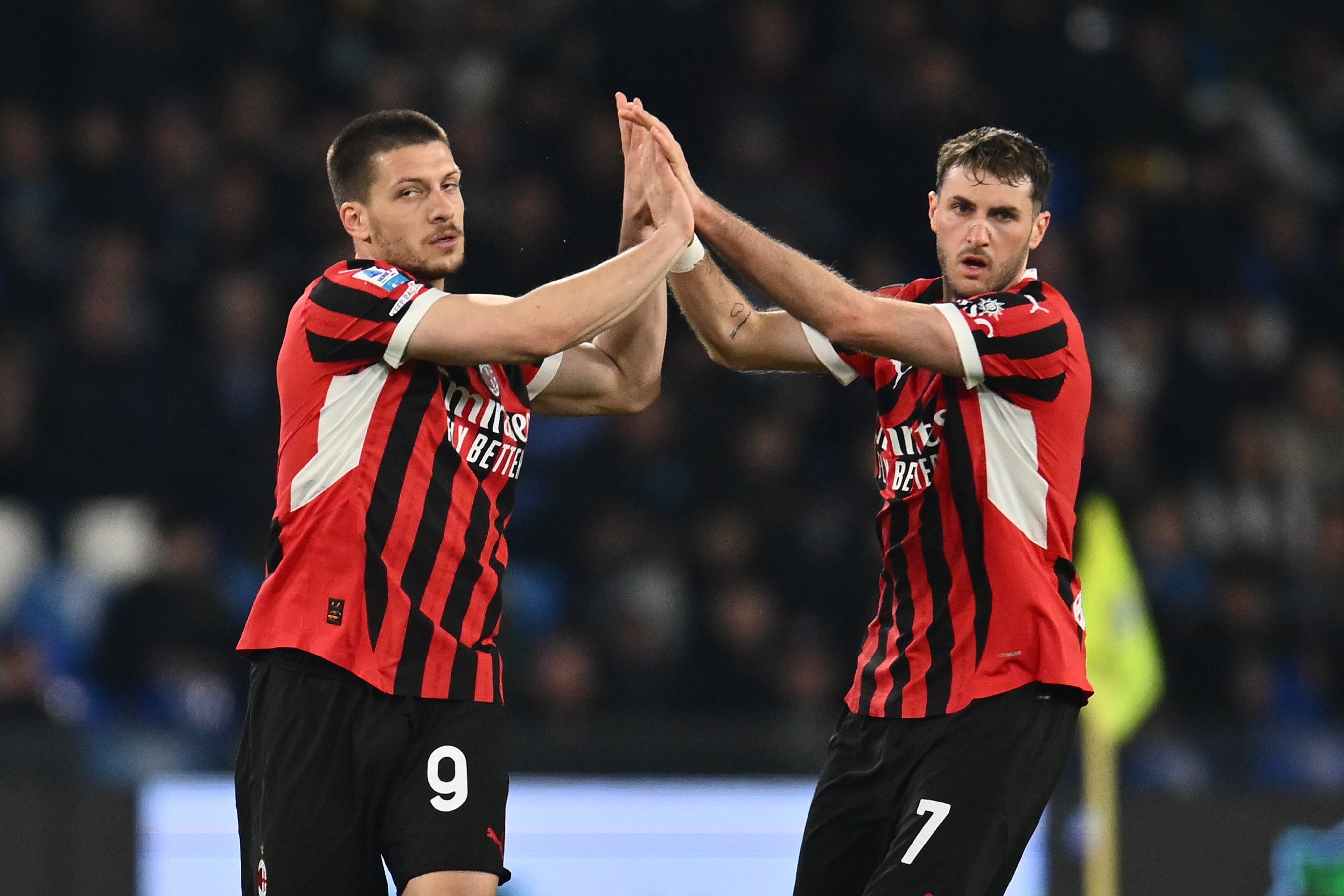 斯基拉:约维奇准备与雅典AEK签约,后者开出的薪水高于奥维耶多