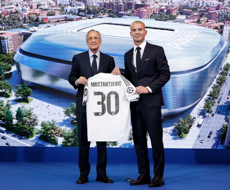 河床主席感谢老佛爷：皇马与我们不仅有体育交集，更是有深厚情谊