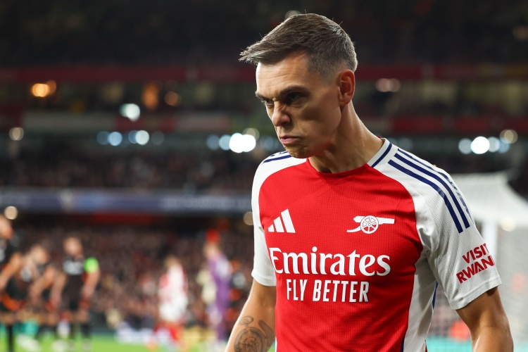 土超有意!罗马诺:阿森纳不打算放走特罗萨德,已谈妥续约